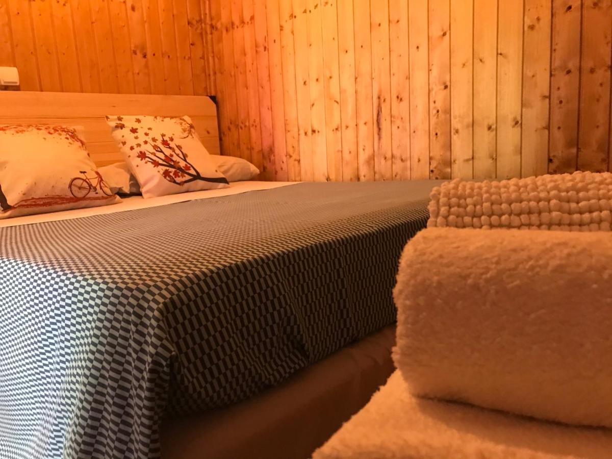 Cabana Jara Y Enebro Collado Villalba Extérieur photo
